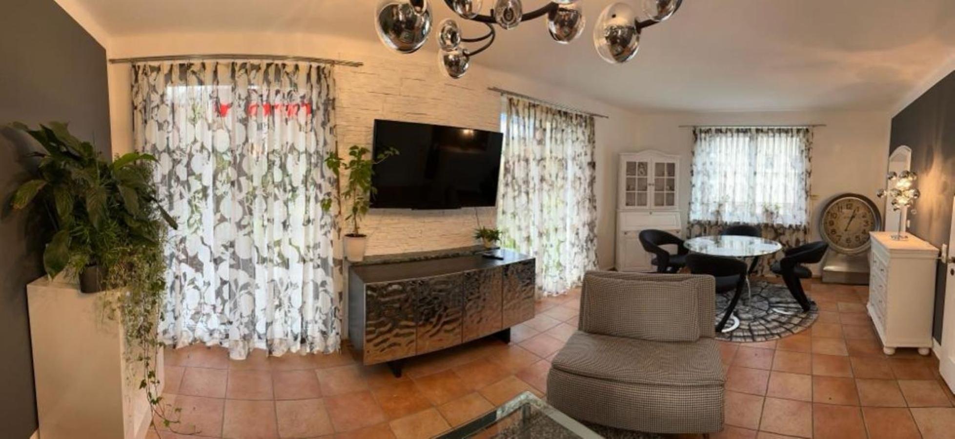 גרוסגמיין Wohnung 5 Mit Garten Und Sonniger Terrasse מראה חיצוני תמונה