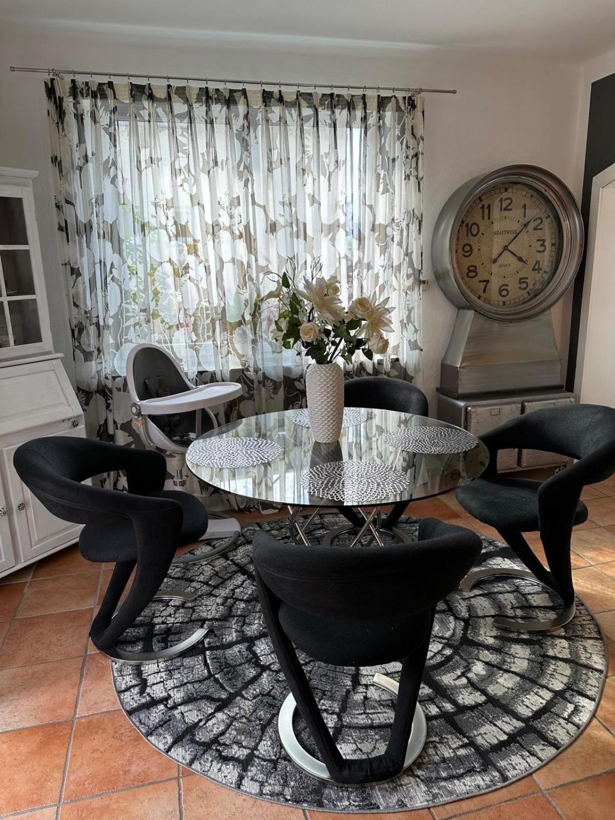 גרוסגמיין Wohnung 5 Mit Garten Und Sonniger Terrasse מראה חיצוני תמונה